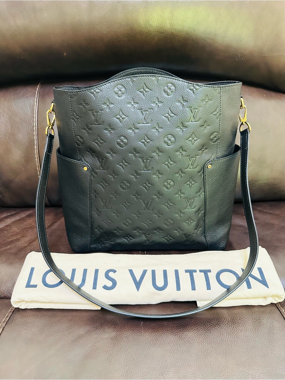 Louis Vuitton Bagatelle Hobo Empreinte Noir